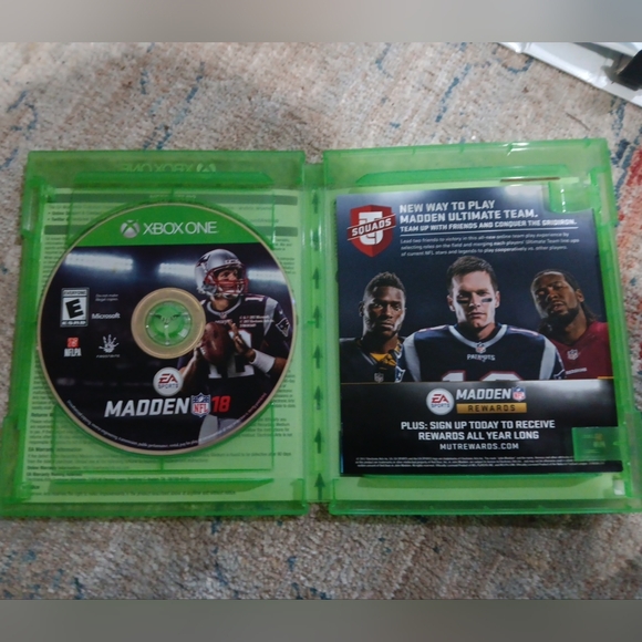 Madden NFL 18 (Microsoft Xbox One, 2017) - Picture 3 of 4